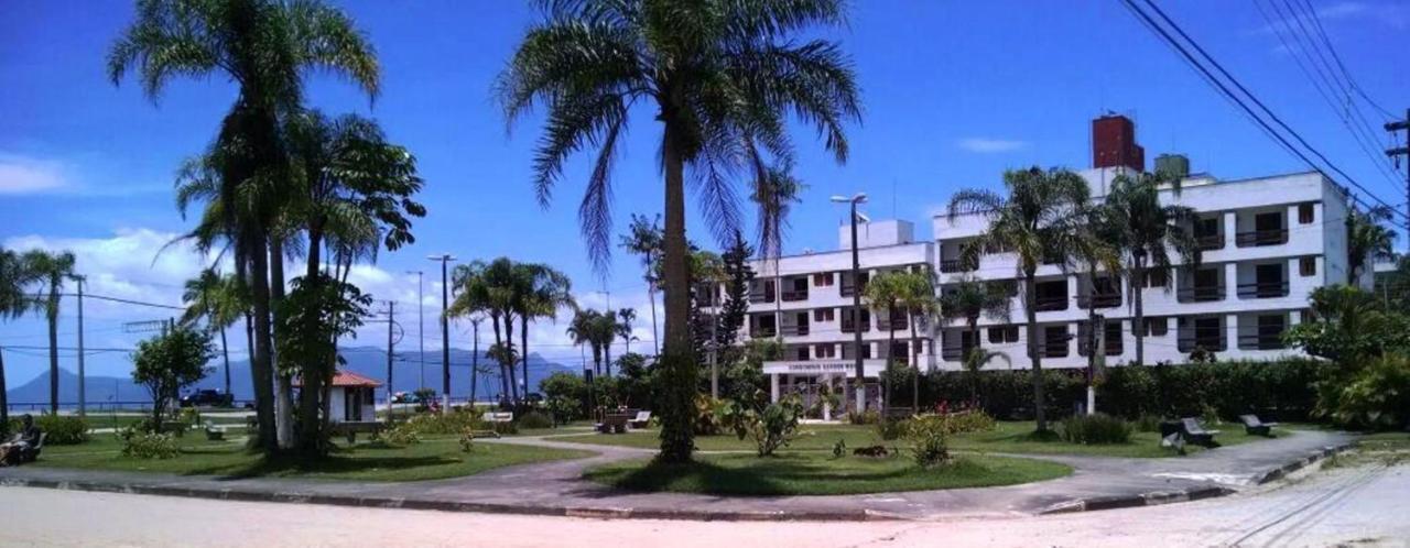 Recanto Casa De Pedrinha - Aptos Para Temporada E Finais De Semana 卡拉瓜塔图巴 外观 照片