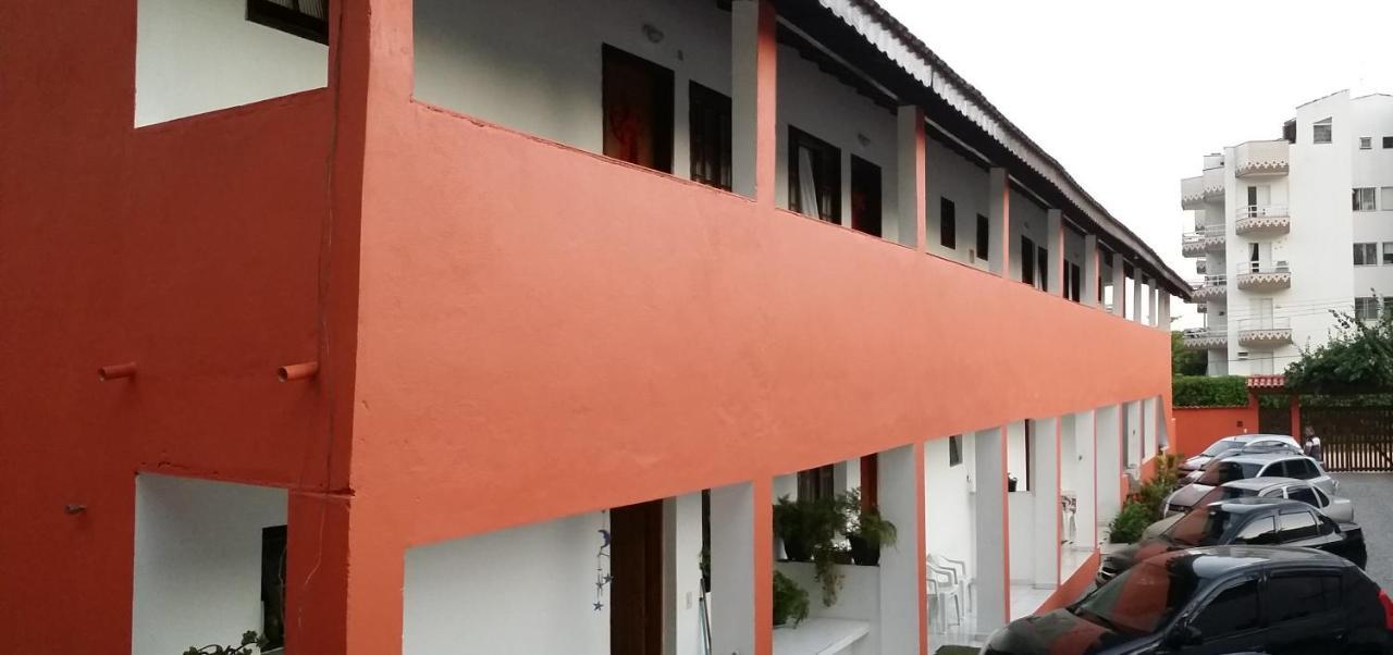 Recanto Casa De Pedrinha - Aptos Para Temporada E Finais De Semana 卡拉瓜塔图巴 外观 照片