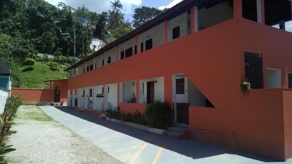 Recanto Casa De Pedrinha - Aptos Para Temporada E Finais De Semana 卡拉瓜塔图巴 外观 照片